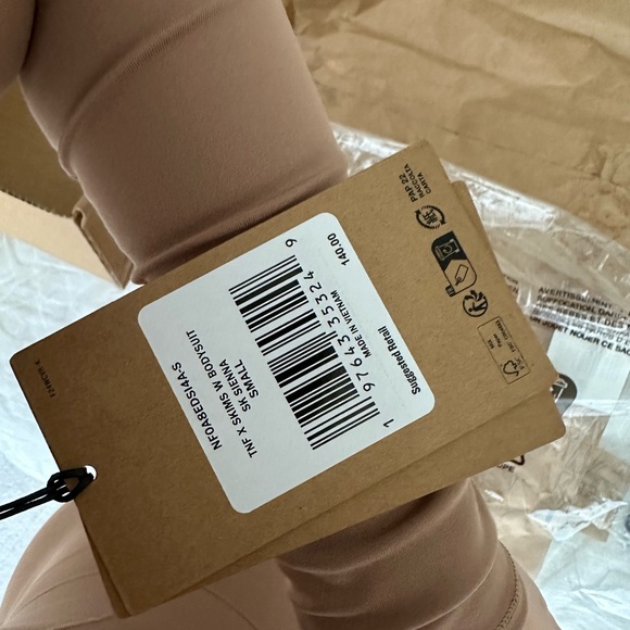 Size Small Bodysuit SKIMS x TNF - Picture 3 of 4